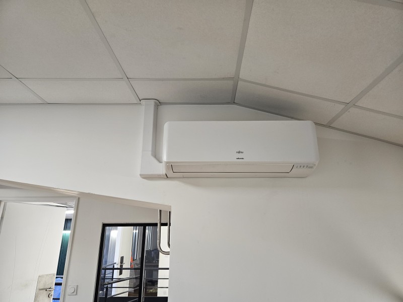 pose de climatisation dans des locaux professionnels 