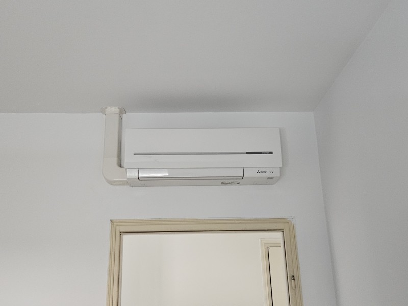 Installation d'une climatisation Mitsubishi type tri-split à Fargues Saint Hilaire
