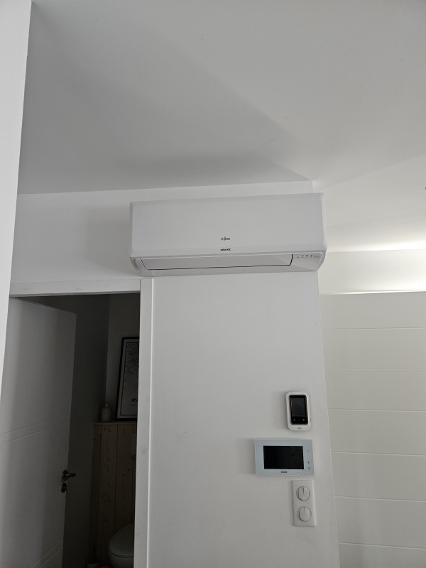 Installation et dépannage de climatisation. Installation de climatisation invisible de type gainable à Belin Beliet