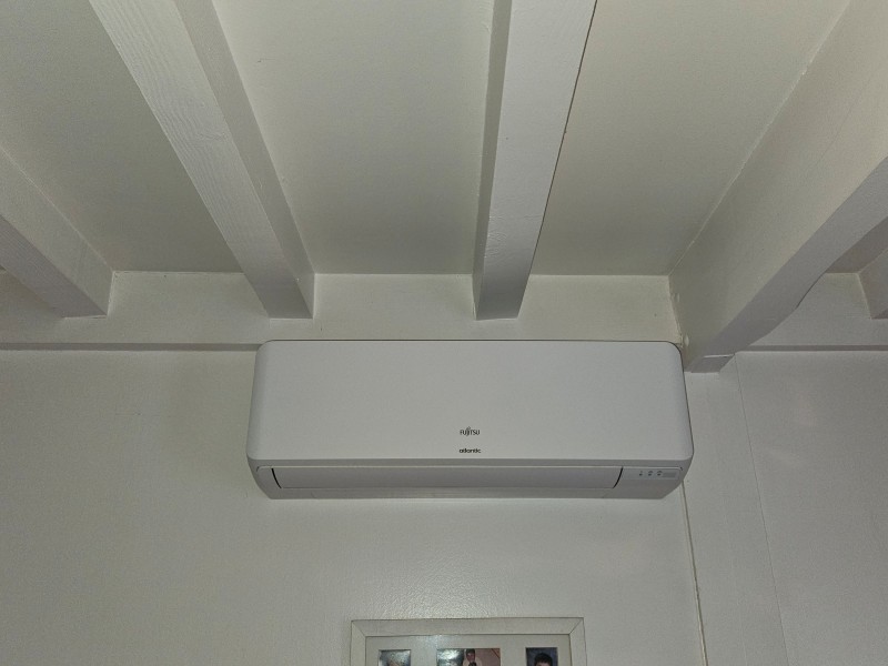 Installateur pompe à chaleur air-air de type gainable. Climatisation réversible. Chauffe-eau thermodynamique à Martillac en Gironde